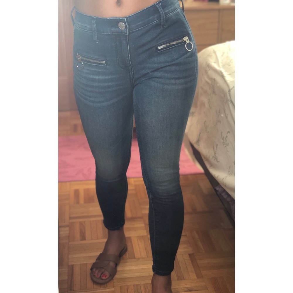 Mid rise ankle legging